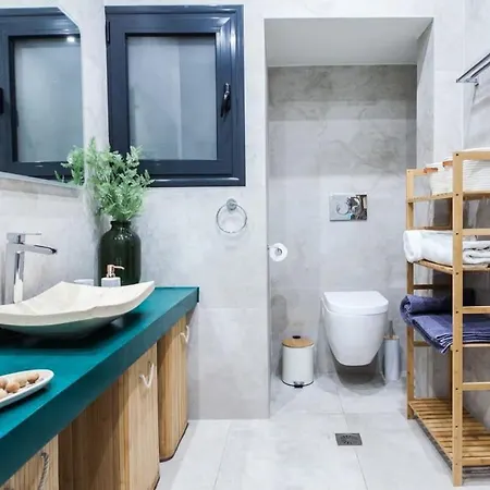 Beautiful Elegant Next To Monastiraki * Athens