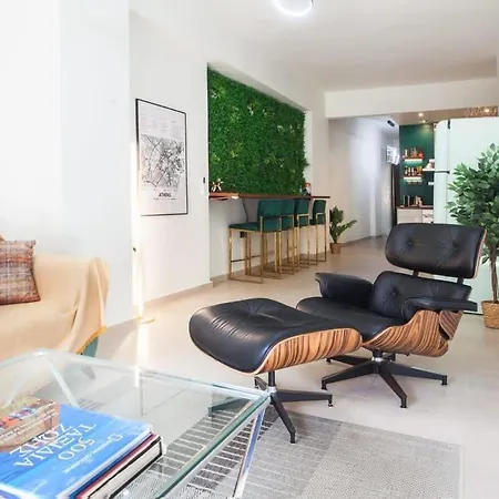 Beautiful Elegant Next To Monastiraki Apartment